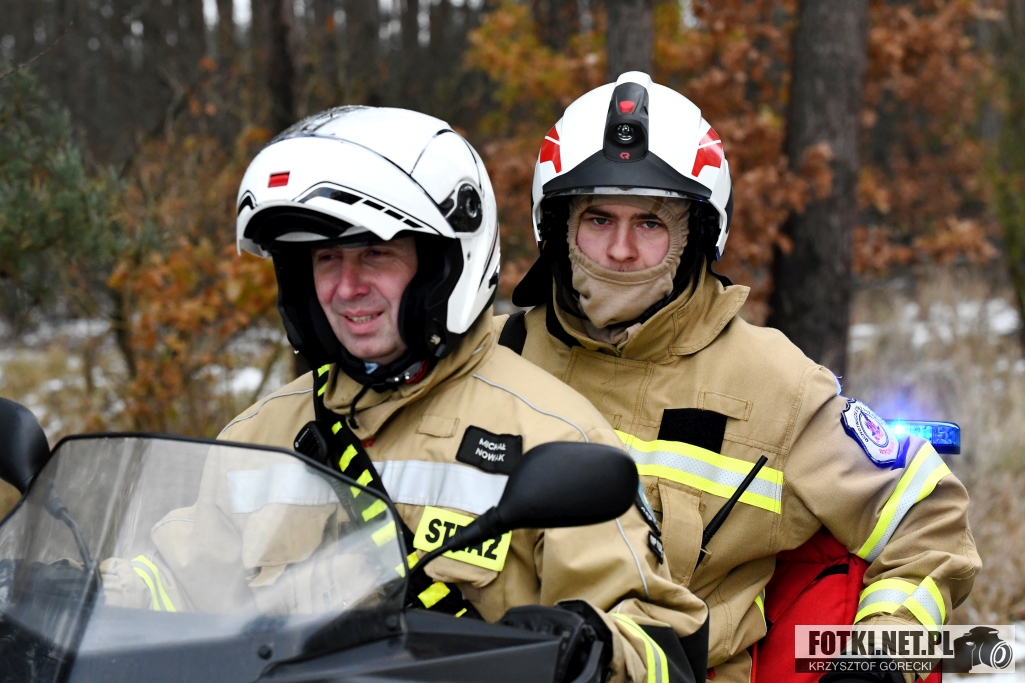 2023.12.09 - I BIEG MIKOŁAJKOWY ORAZ CHOINKA PRZED REMIZĄ część 1 i 2